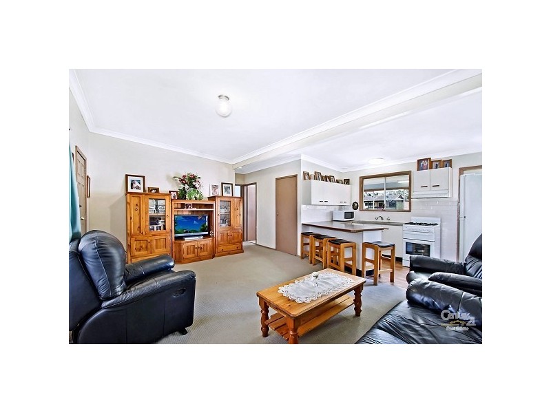 53 Kerry Crescent, Berkeley Vale NSW 2261