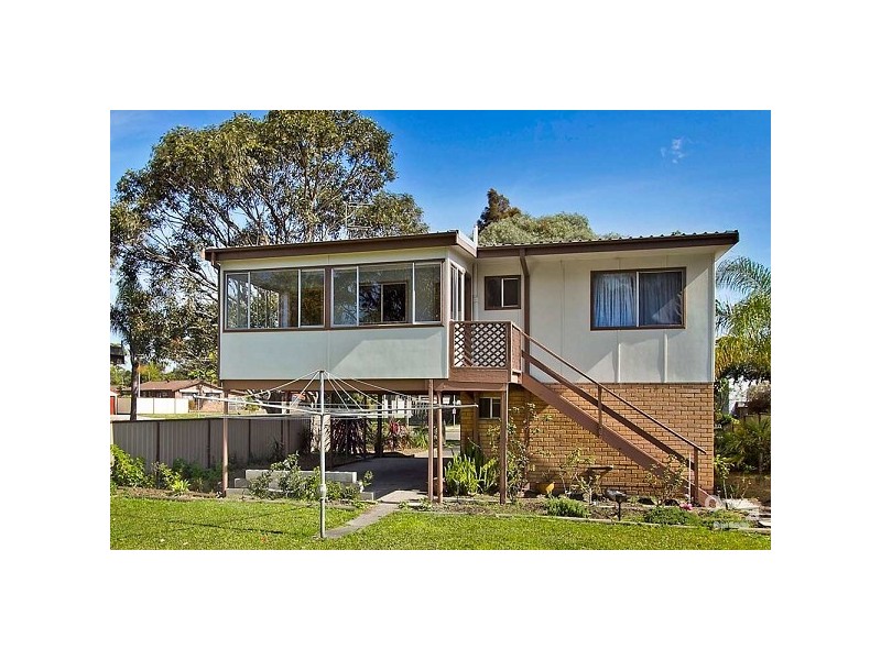53 Kerry Crescent, Berkeley Vale NSW 2261