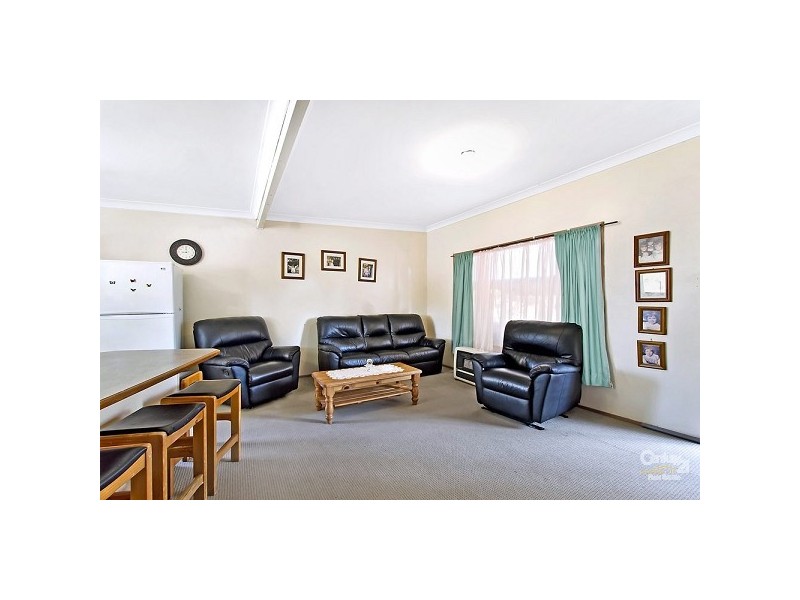 53 Kerry Crescent, Berkeley Vale NSW 2261