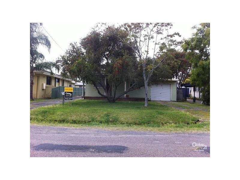 30 Hume Blvd, Killarney Vale NSW 2261