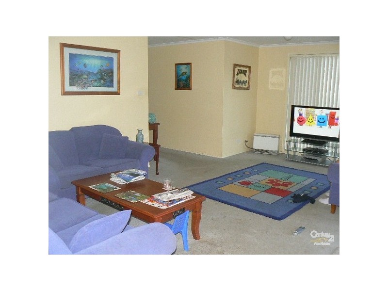 39 Kilkenny Pde, Berkeley Vale NSW 2261