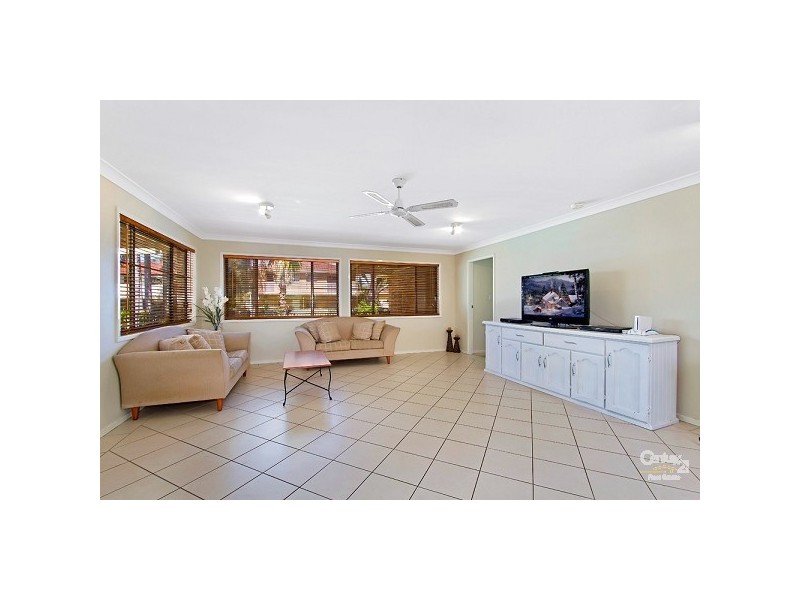 114 Lakedge Avenue, Berkeley Vale NSW 2261