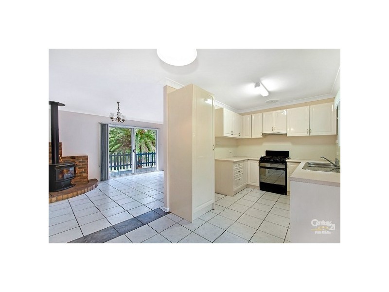 104 Lakedge Avenue, Berkeley Vale NSW 2261