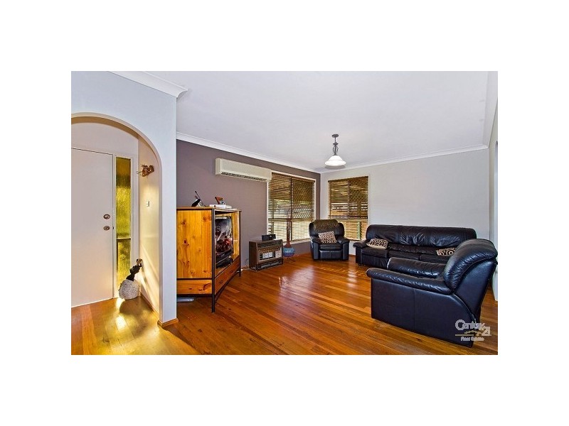 10 Tasman Avenue, Killarney Vale NSW 2261