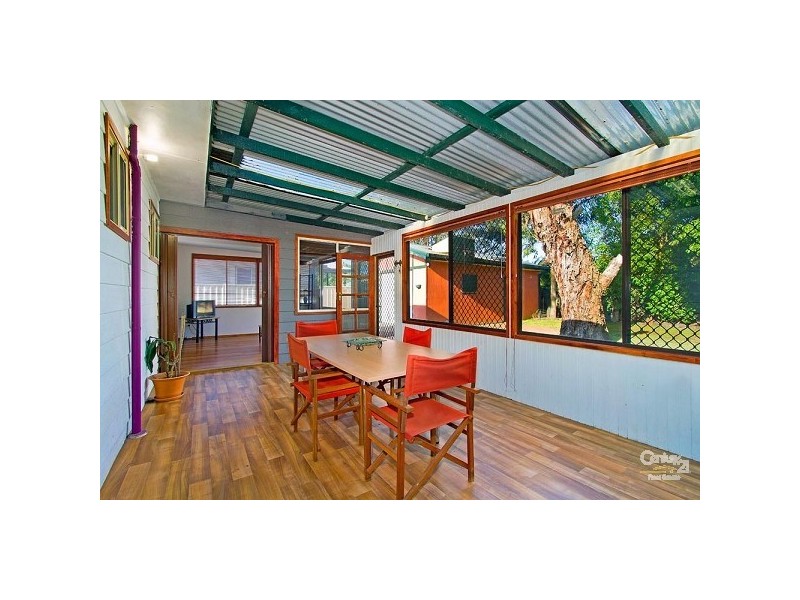 10 Tasman Avenue, Killarney Vale NSW 2261
