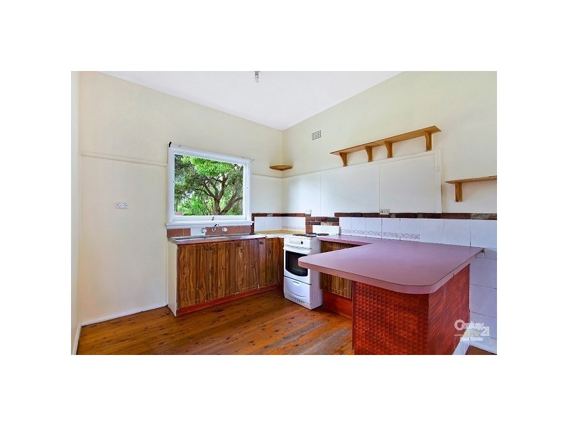 494 The Entrance Road, Bateau Bay NSW 2261