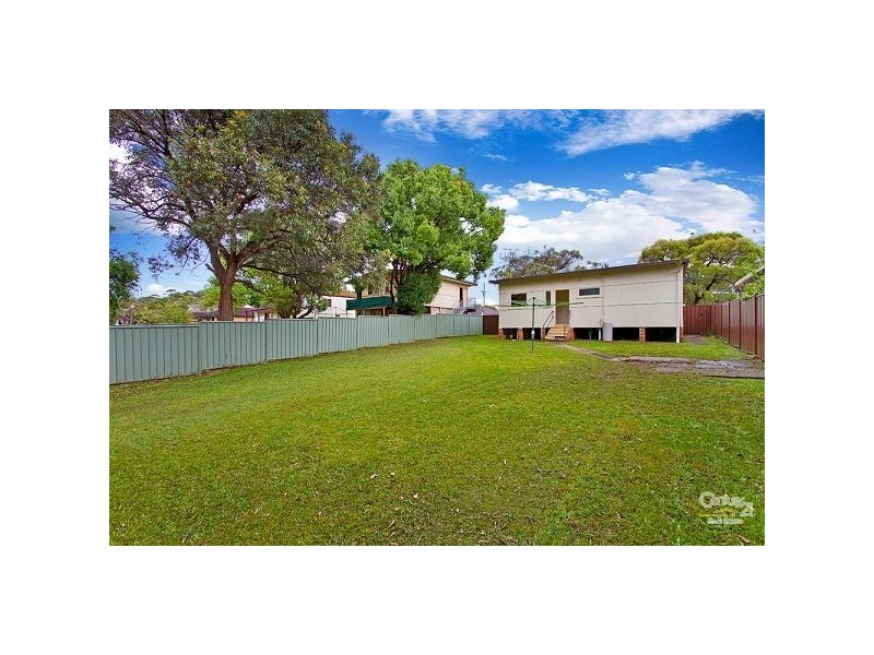 494 The Entrance Road, Bateau Bay NSW 2261