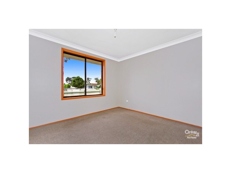 10 Koorana Avenue, Gorokan NSW 2263