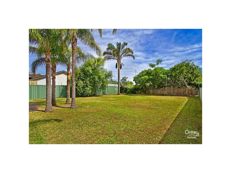 10 Koorana Avenue, Gorokan NSW 2263