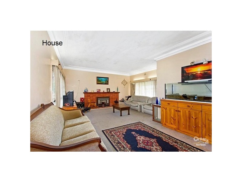 32 Bay Road, The Entrance NSW 2261