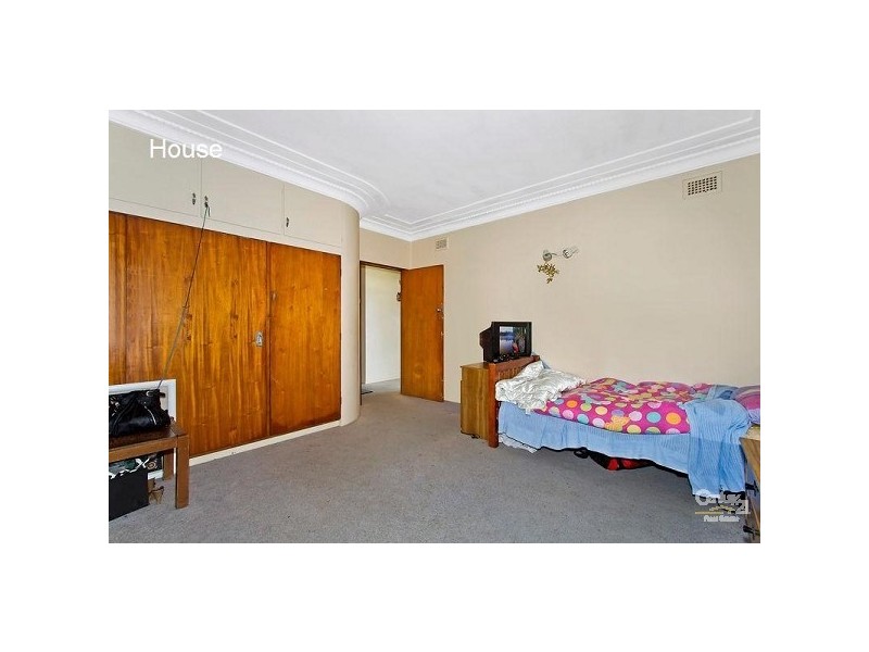 32 Bay Road, The Entrance NSW 2261