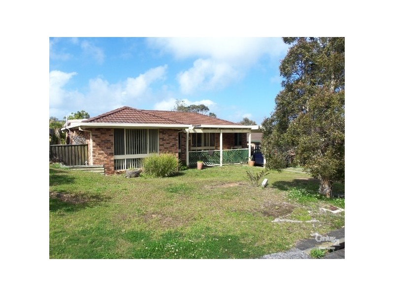 17 Morley Ave, Bateau Bay NSW 2261