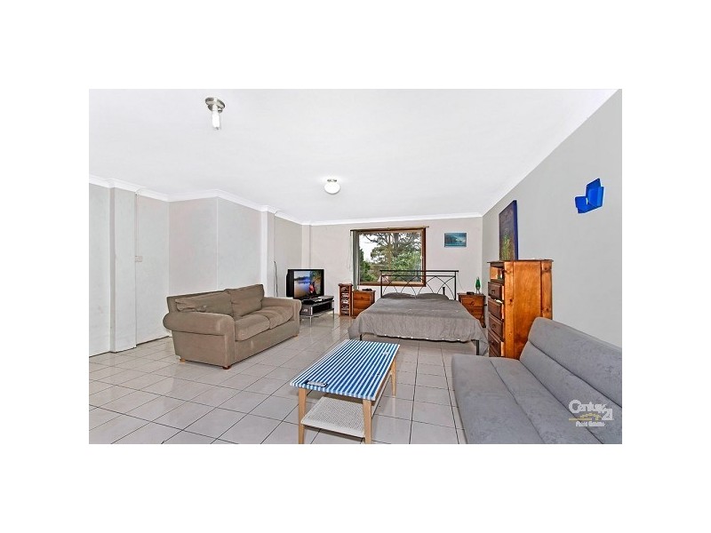 55 Hillside Drive, Berkeley Vale NSW 2261