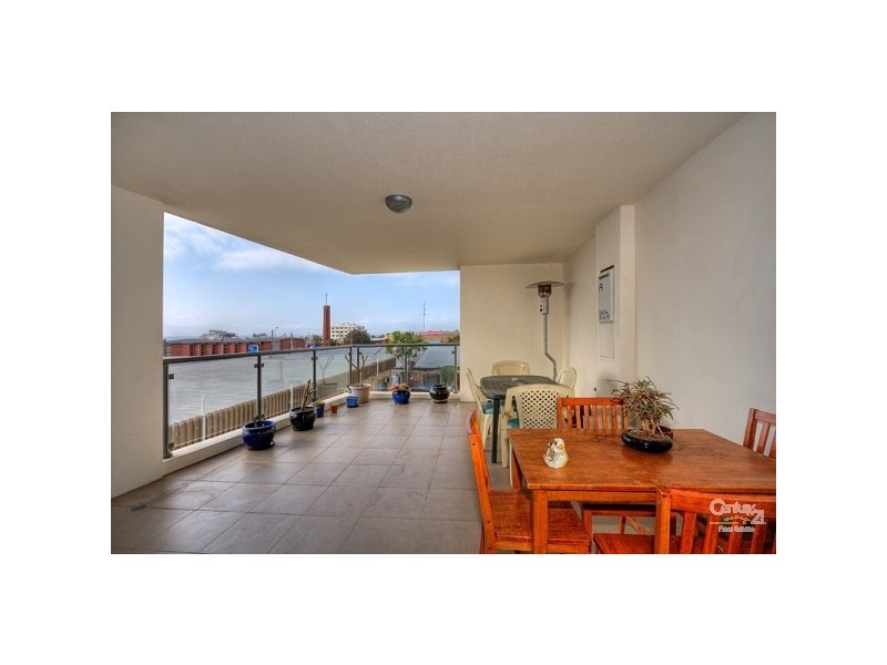 8/2-6 Warrigal Street, The Entrance NSW 2261