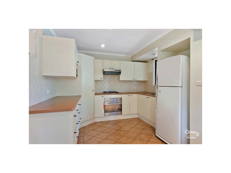 5 Loxley Close, Berkeley Vale NSW 2261