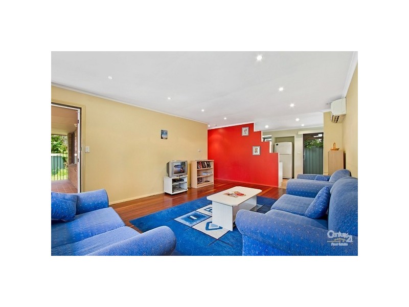 5 Loxley Close, Berkeley Vale NSW 2261