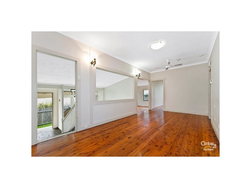 51 Lakeside Parade, The Entrance NSW 2261