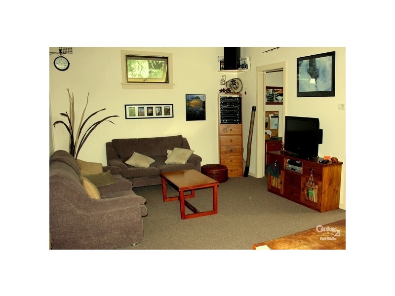 16 Elaine Avenue, Berkeley Vale NSW 2261