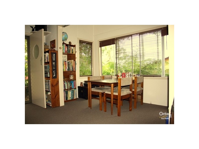 16 Elaine Avenue, Berkeley Vale NSW 2261