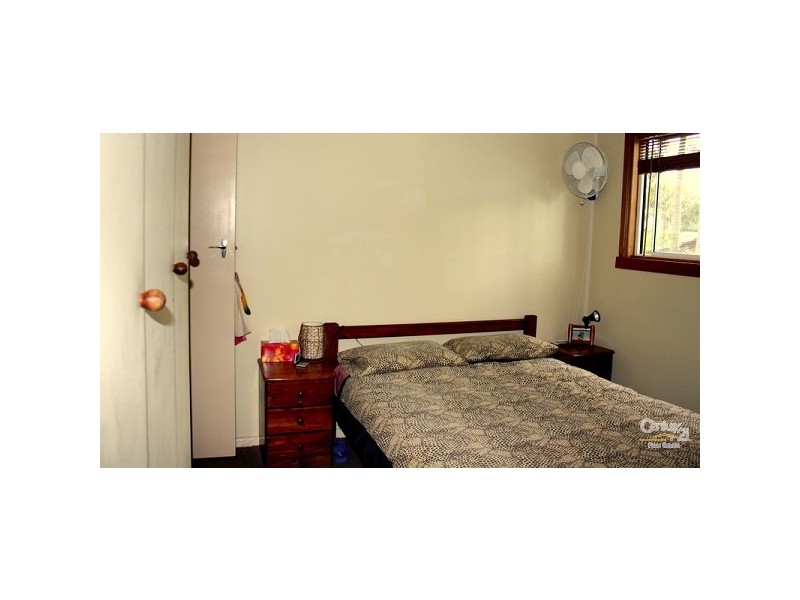 16 Elaine Avenue, Berkeley Vale NSW 2261