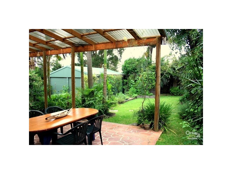 16 Elaine Avenue, Berkeley Vale NSW 2261