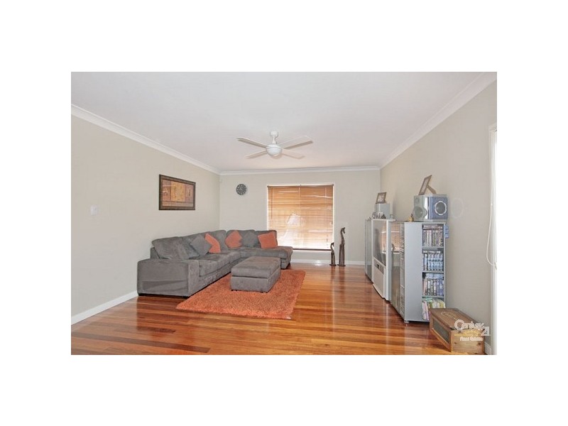 34 Alexander Avenue, Bateau Bay NSW 2261