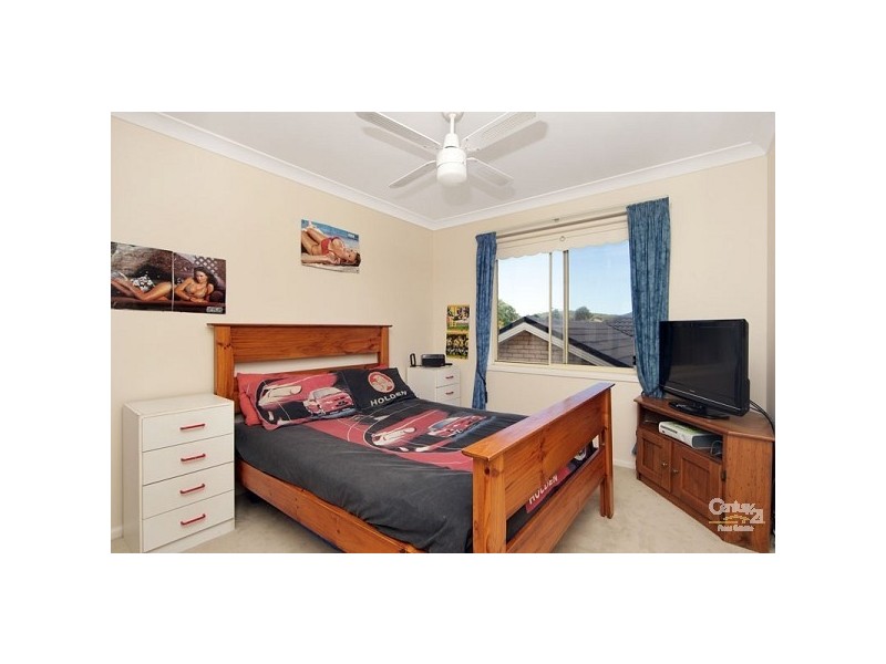 34 Alexander Avenue, Bateau Bay NSW 2261