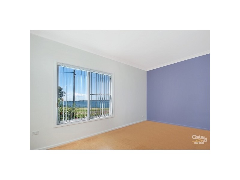 1 Stone Street, Gorokan NSW 2263