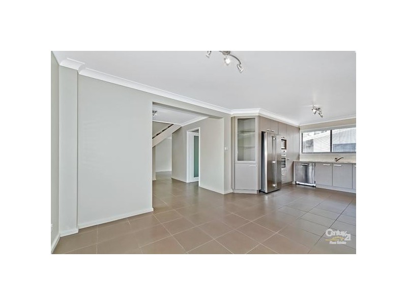 9 Ferndale Street, Killarney Vale NSW 2261