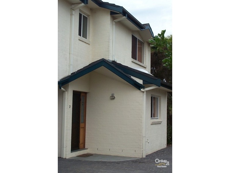 3/2 The Crescent, Blue Bay NSW 2261