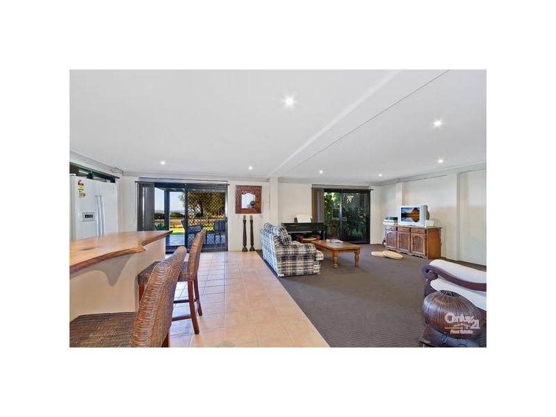 7 Lucinda Ave, Killarney Vale NSW 2261