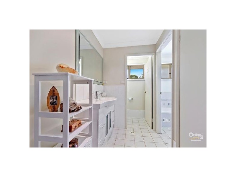 6 Riley Close, Tumbi Umbi NSW 2261