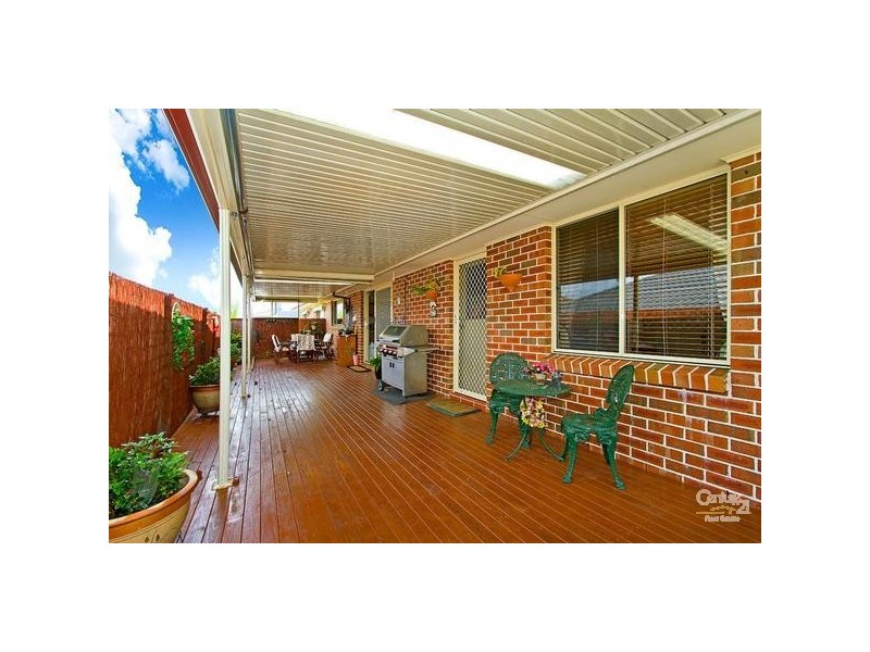 35 Scarborough Place, Bateau Bay NSW 2261