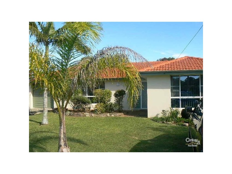 16 Barramundi Place, Bateau Bay NSW 2261