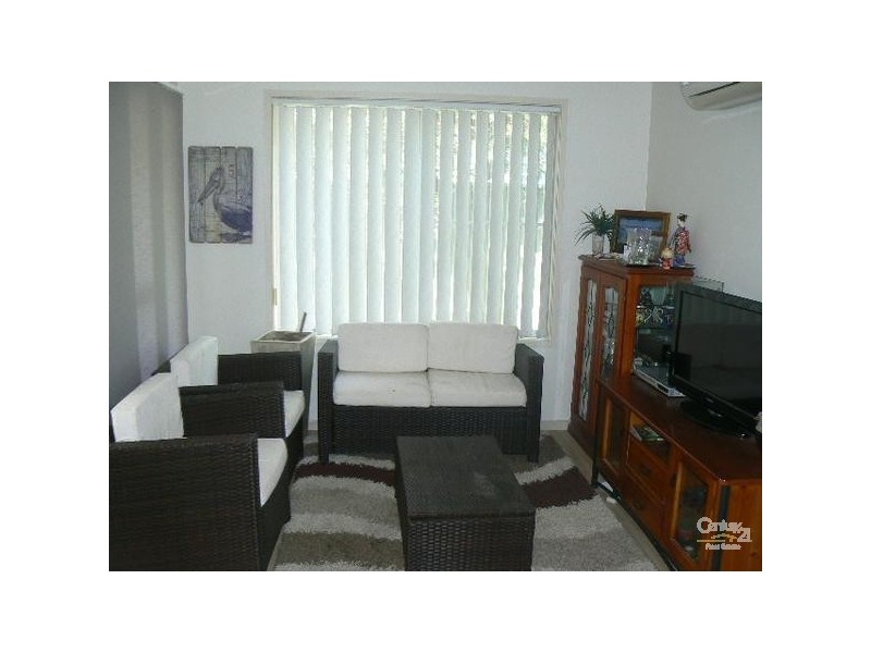 16 Barramundi Place, Bateau Bay NSW 2261