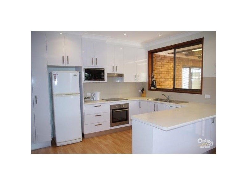 41 Hutton Rd, The Entrance North NSW 2261