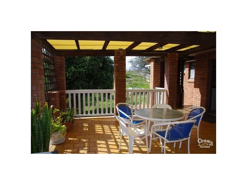 41 Hutton Rd, The Entrance North NSW 2261