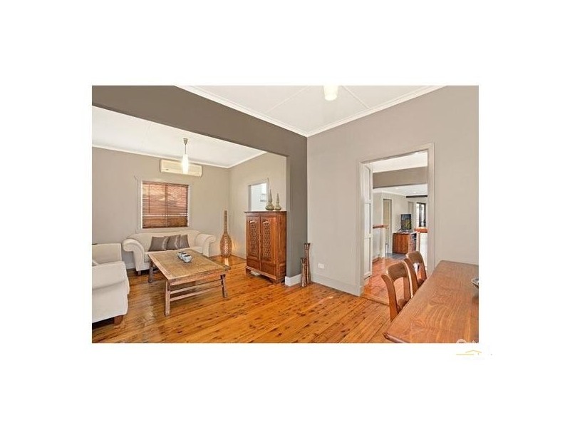 31 Benelong St, The Entrance NSW 2261