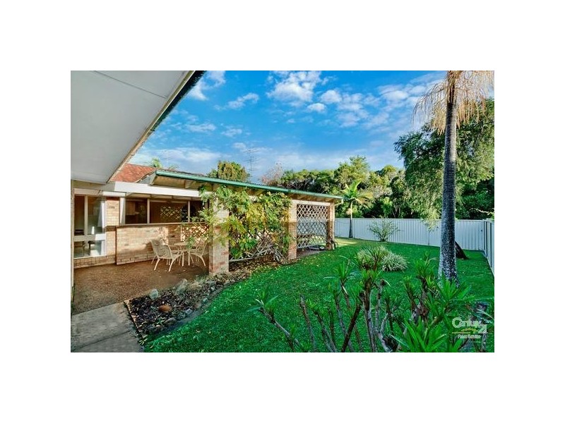 17 The Avenue, Tumbi Umbi NSW 2261