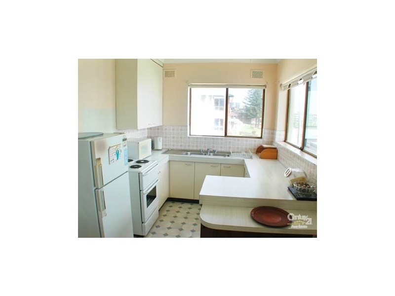 2/96 Ocean Parade, The Entrance NSW 2261