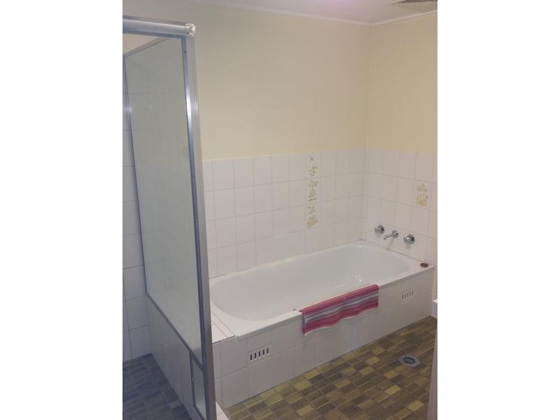 85 Ocean Parade, The Entrance NSW 2261