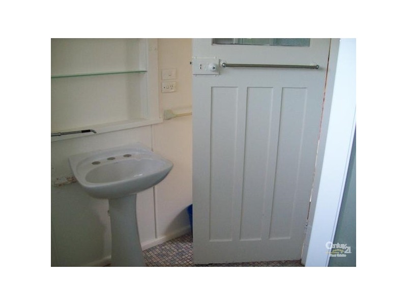 34 Tuggerah Parade, The Entrance NSW 2261