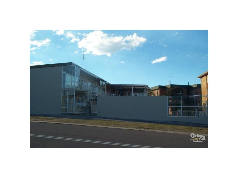 2/2-4 Frances St, The Entrance NSW 2261