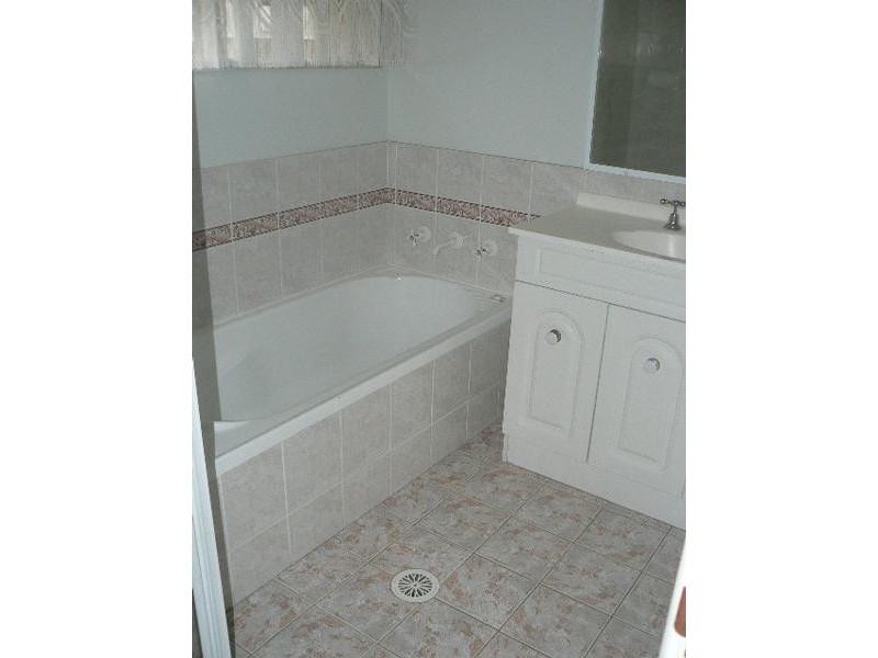 1/14 Yeddenba Ave, Blue Bay NSW 2261