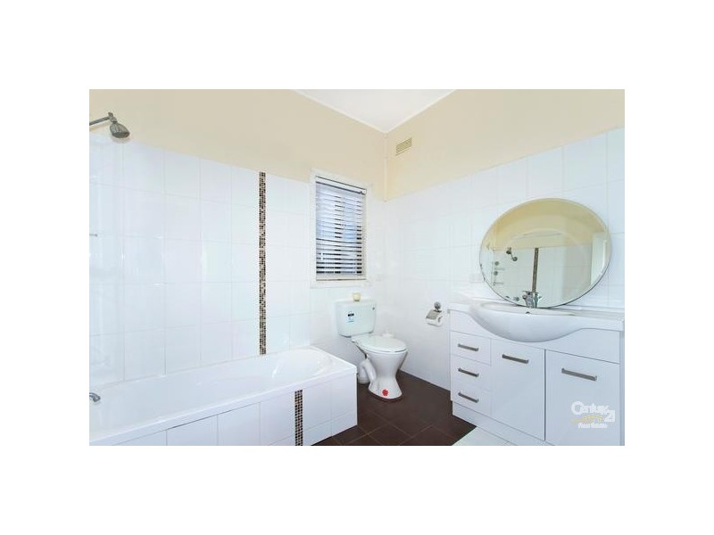 42 Tasman Ave, Killarney Vale NSW 2261