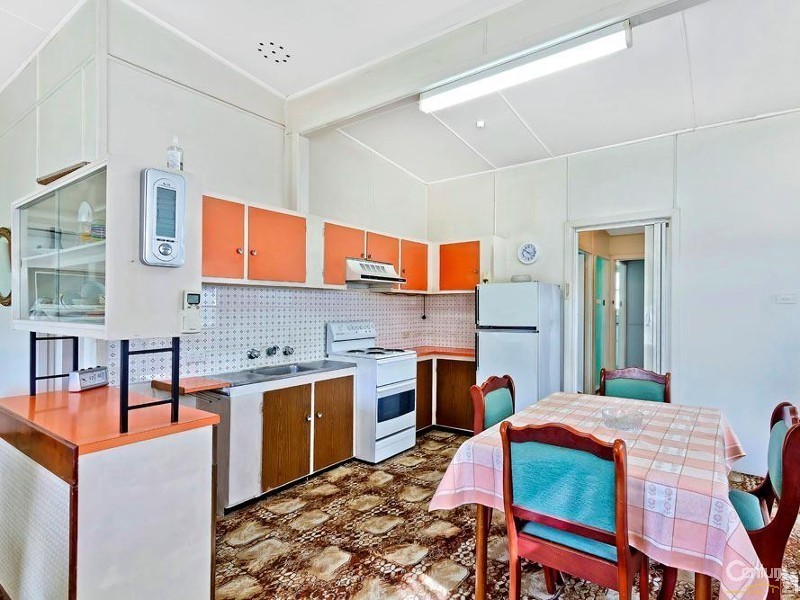 7 McLean Street, Killarney Vale NSW 2261