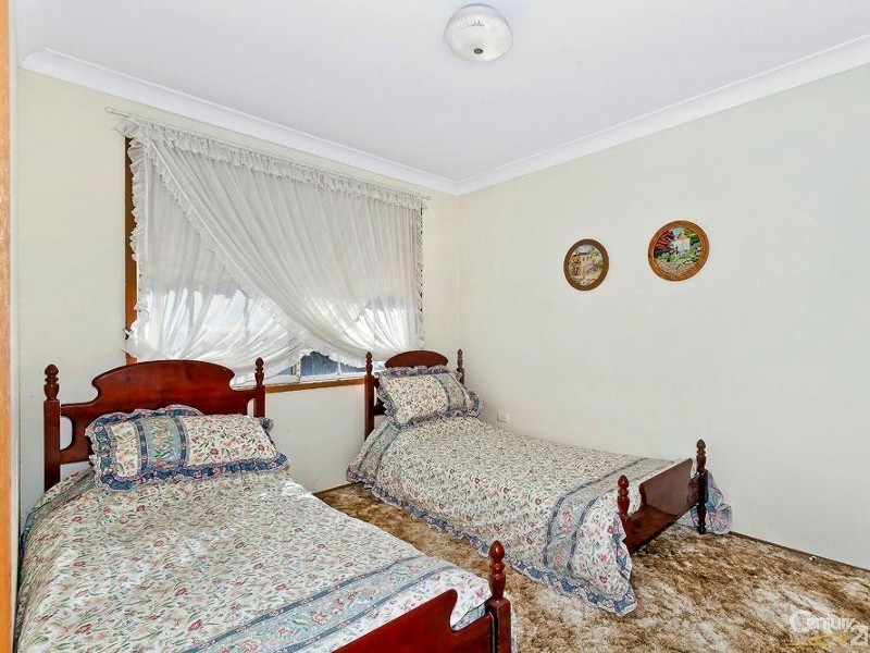 1 Barbara Close, Killarney Vale NSW 2261