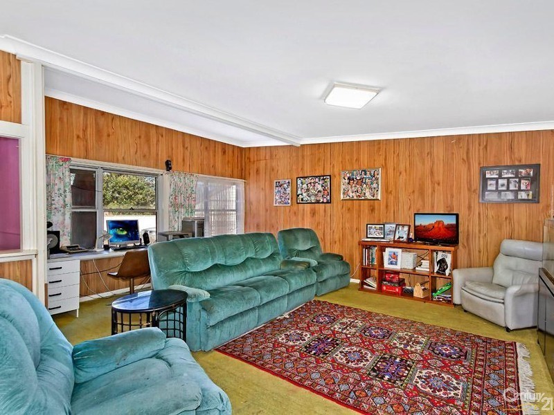 4 Brogden Road, The Entrance North NSW 2261