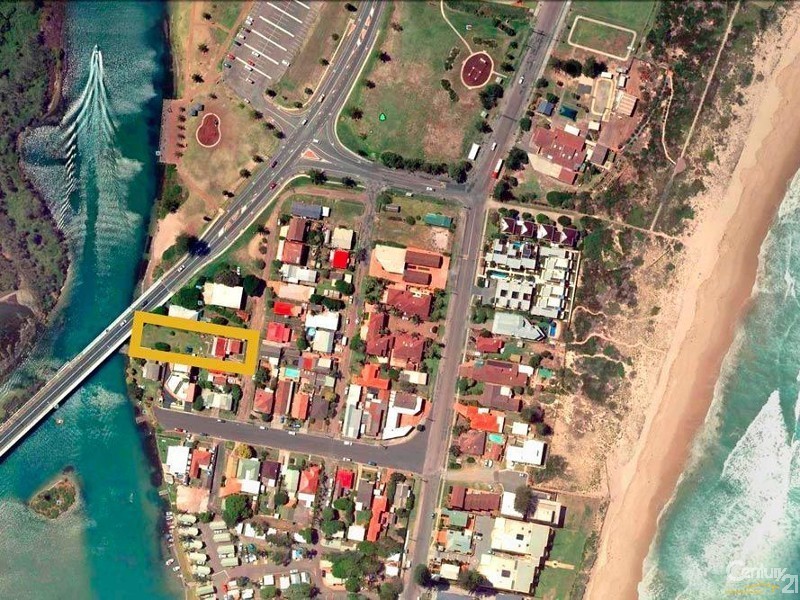 4 Brogden Road, The Entrance North NSW 2261