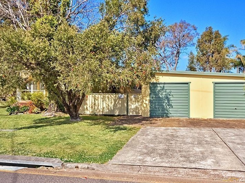 56 Kerry Crescent, Berkeley Vale NSW 2261